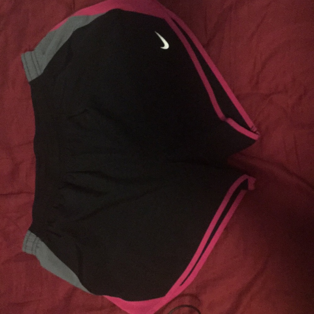 nike running shorts size: M
